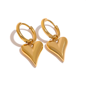 Pendientes de Aro con Colgante de Corazón Alargado en Acero Inoxidable Chapado en Oro de 14K, Joyería de Lujo Moderna para Mujer - Product Image 5