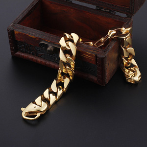 สร้อยข้อมือคิวบันแบบหนา ชุบทอง 18K PVD บนสแตนเลสสตีล สำหรับผู้ชาย |   แฟชั่นปาร์ตี้สุดฮิต - Product Image 3