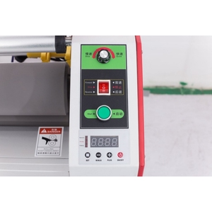 Machine de laminage à froid grand format industrielle 1520 mm, laminateur automatique rouleau à rouleau pour panneaux PVC, acrylique, bois, vinyle - Product Image 3