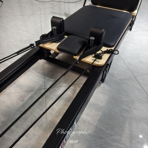 Máquina <span class=keywords><strong>Reformer</strong></span> de <span class=keywords><strong>Pilates</strong></span> Plegable de Aleación de Aluminio para Fitness Profesional y Equilibrio Corporal, <span class=keywords><strong>Precio</strong></span> para Estudio de Yoga - Product Image 6