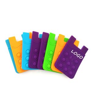 Étui de téléphone en silicone avec logo personnalisé, adhérent et antidérapant, avec ventouse, portefeuille de téléphone à bulles, support de téléphone à ventouse latérale - Product Image 4