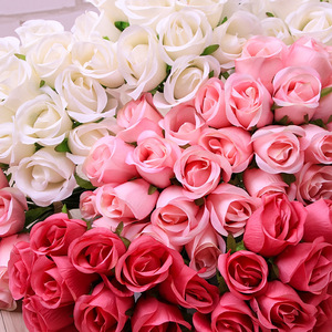 20 teste di seta bocciolo di rosa artificiale <span class=keywords><strong>sposa</strong></span> Bouquet fiore basso MOQ <span class=keywords><strong>per</strong></span> la laurea di natale decorazioni di Pasqua di Halloween di piccole dimensioni - Product Image 1