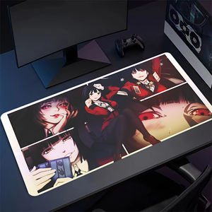 Tapis de Souris Esthétique Anime Filles Rouge et Noir, Grand Tapis de Bureau Gaming Motif Cartes à Jouer, Antidérapant en Caoutchouc Style Dark Academy pour PC - Product Image 3