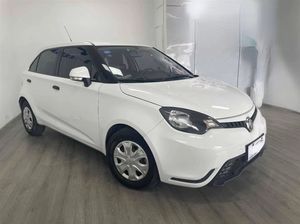 MG 3 Comfort Edition 2017, mini SUV, conduite à gauche, turbo, traction avant, automatique, essence, voiture d'occasion avec intérieur foncé - Product Image 2