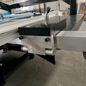 Sierra de Mesa Deslizante CNC para Trabajar la Madera, Sierra de Mesa Deslizante CNC para Cortar Madera - Product Image 1
