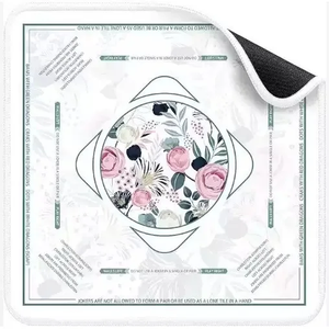 Housse de table de mahjong de style varié avec motifs floraux <span class=keywords><strong>aquarelle</strong></span> de feuilles et de bourgeons de roses, tapis de mahjong de luxe - Product Image 1