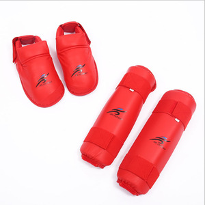 Set di Attrezzature per Karate e Taekwondo Guanti da Karate - Product Image 1