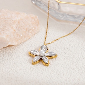 Joyería Personalizada de Acero Inoxidable de Lujo con Oro de 18K, Collares con Colgante de Moda que No se Desvanecen - Product Image 2