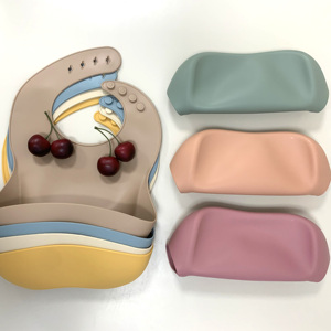 Bavoirs pour <span class=keywords><strong>bébé</strong></span> en silicone de qualité alimentaire, sans BPA, avec fermeture à bouton, faciles à nettoyer, imprimés sur mesure, pour bébés de 19 à 24 <span class=keywords><strong>mois</strong></span>, lavables, fabriqués en Chine - Product Image 5