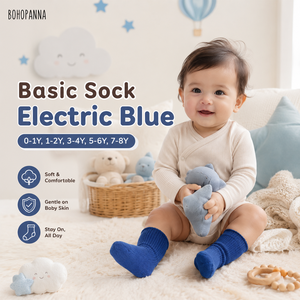 Calcetines suaves de color azul eléctrico para bebés pequeños que brindan comodidad ligera, materiales transpirables y un ajuste seguro en todo momento. - Product Image 2
