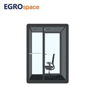 Cabine de réunion insonorisée modulaire et mobile EGROspace pour une personne, idéale pour un espace de travail moderne et privé