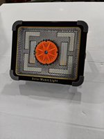 Lampe de travail solaire haute luminosité et haut-parleur rechargeable, lampe extérieure magnétique/à crochet pour réparation automobile, garage et situations d'urgence (panne de courant)