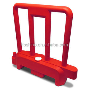 Nuove barriere di plastica isolamento del traffico folla scherma di sicurezza prevenzione collisioni barriere riempite d'acqua barriera portabilità - Product Image 3