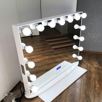 Moderner LED-Schminktisch fürs Schlafzimmer, Bluetooth-beleuchteter Spiegel, US-Lagerbestand