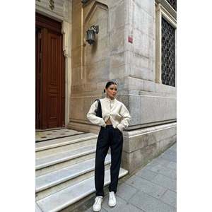 กางเกงขายาวทรงขาบานเอวยางยืดสีดำสำหรับผู้หญิง ผ้าคอร์ดูรอยระบายอากาศได้ดี กางเกงลำลองแฟชั่นทันสมัย ผ้าทอ - Product Image 2