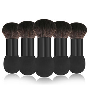 OEM/ODM Brosse à maquillage plate à double tête en poils synthétiques, pour <span class=keywords><strong>poudre</strong></span> <span class=keywords><strong>libre</strong></span>, avec tête éponge portable, double usage sec et humide, outil de beauté en métal - Product Image 1