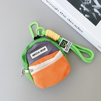 Nouvelle Pochette Tendance Mini Porte-Monnaie Triangulaire avec Porte-clés, Support pour Écouteurs en Polyester, Rangement Compact de Voyage pour Marques de Détail