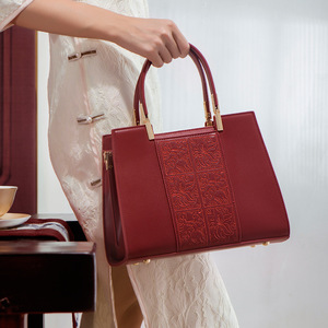 Bolso de Mano Portátil de Lujo Rojo para Niñas con Doble Cremallera, Material PU, Estilo Vestido, Regalo de Boda para Novia - Product Image 2