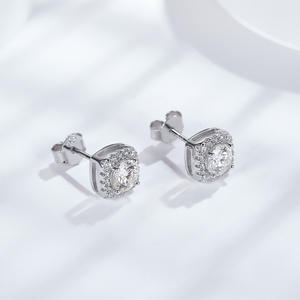 Boucles d'oreilles carrées en moissanite certifiée pour hommes et femmes, bijoux tendance - Product Image 3