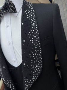 Bộ vest nam ba mảnh kiểu dáng cổ điển, áo khoác đơn hàng khuy, quần ống thẳng, chất liệu pha cotton poly, trang phục công sở - Product Image 2