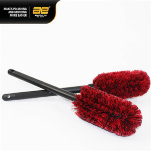Brosse de lavage de voiture légère en plastique souple rouge de haute qualité Ae pour le nettoyage des jantes de voiture - Product Image 1
