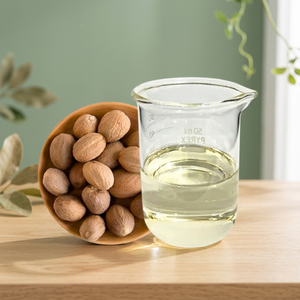 Aroma Atsiri Indonesia Pure Natural Nutmeg Oil with Fresh <b>Warm</b> Spicy Scent From Indonesia for Fragrance - Product Image 3