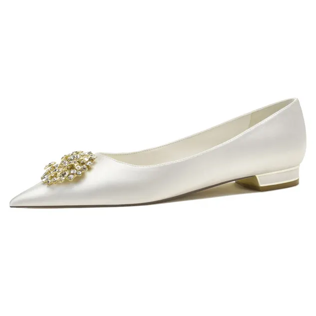 White Silk Upper With Pearl Buckle Decoration Point Toe Pump Shape Design Women's Flat Wedding Shoes