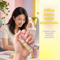High-transparency Plastic Keycap Stress-relief Toy Five-key Handheld Cat-paw Keyboard Keychain with Light Decompression Keys