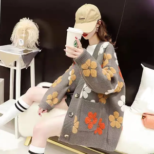 <span class=keywords><strong>Cardigan</strong></span> Floreale Lavorato <span class=keywords><strong>a</strong></span> Maglia per Autunno e Inverno, Maglione Casual <span class=keywords><strong>a</strong></span> Maniche Lunghe con Motivi Floreali per Donna - Product Image 6