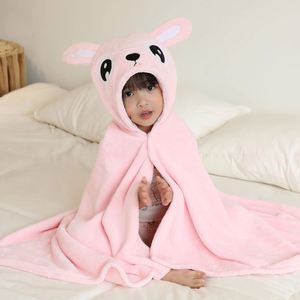 Peignoir de bain à capuche en coton biologique sans odeur, formes personnalisées brodées, pour enfants, vente en gros - Product Image 4