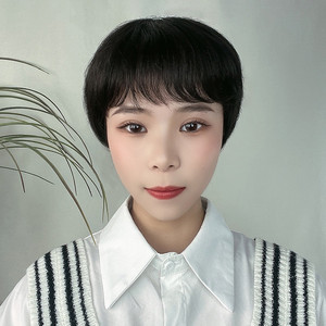 วิกผมสั้นตรงสำหรับ<span class=keywords><strong>ผู้</strong></span>หญิง <span class=keywords><strong>ผม</strong></span>ฟูเป็นธรรมชาติ วิกผมสำหรับคุณแม่วัยกลางคนและผู้<span class=keywords><strong>สูงอายุ</strong></span> ใยสังเคราะห์ คลุมทั้งศีรษะ สามารถดัดและย้อมสีได้ - Product Image 1