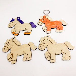 Décorations de banquet pour bébé de 100 jours, porte-clés exquis en bois contreplaqué Pomy - Product Image 1