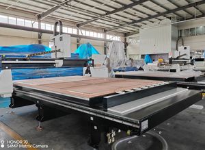 Machine de polissage de pierre CNC haute précision et robuste, moteur, pompe à engrenages, puissance 7,5 kW, vitesse de broche 8000 tr/min pour pierre de quartz - Product Image 6