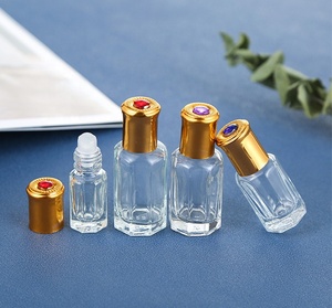Botella de Vidrio Cuadrada de Alta Calidad de 3 ml y 5 ml con Rodillo de Acero y Bola de Vidrio - Product Image 2