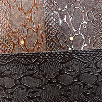 Vente directe d'usine, tissu en cuir synthétique PVC imperméable, brillant, gaufré, motif crocodile, pour la fabrication de sacs