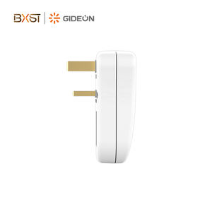 Protector de Voltaje Universal con Pantalla LED de Voltaje, Enchufe UK de 220V, Protección Contra Sobretensión y Bajo Voltaje - Product Image 4