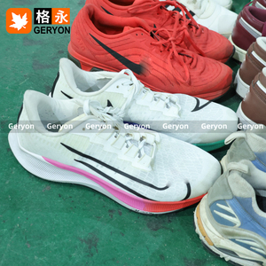 Мужская фирменная спортивная обувь с низким вырезом - Product Image 6