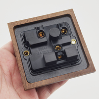 Prise murale électrique en bois de noyer massif de luxe KSQ avec certificat CE pour la décoration de villas et d'hôtels haut de gamme