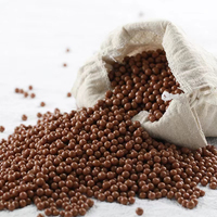 Boules de riz croustillantes au chocolat en gros, chocolat noir, chocolat blanc, chocolat au lait, boule à la fraise pour la décoration de desserts, ingrédients de pâtisserie