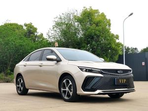 Offre Spéciale – Berline Familiale Compacte Haut de Gamme Geely Emgrand L 2022 1.4T CVT – Véhicule d'Occasion Phare – Exportation dans Tous les Pays - Product Image 3