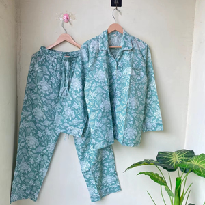 Conjunto de Pijama de Algodón Hecho a Mano con Estampado Floral, Ropa de Dormir, Camisa y Pantalón, Conjunto de Pijama para Damas de Honor, Ropa de Verano - Product Image 1