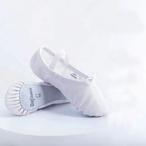 Scarpe da valzer da donna con fondo morbido in pelle sintetica con tacco all'ingrosso - Product Image 2