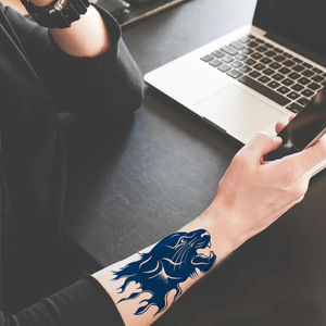 Adesivi Semi-permanenti a base di erbe del <span class=keywords><strong>tatuaggio</strong></span> impermeabili per 15 giorni all'ingrosso delle gambe lettere del braccio adesivi del succo falso del <span class=keywords><strong>tatuaggio</strong></span> - Product Image 3