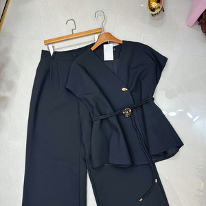 Conjuntos Elegantes de <span class=keywords><strong>Dos</strong></span> <span class=keywords><strong>Piezas</strong></span> para <span class=keywords><strong>Mujer</strong></span> al por Mayor de Fábrica: Chaleco sin Mangas con Cinturón y Pantalones de Pierna Ancha, Traje Sólido Casual de Verano para Oficina - Product Image 4