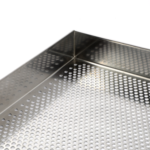 Airfryer sous parchemin percé à travers le chemin de câbles Tronc de câbles GI perforé pour système solaire Plateau de câblage électrique en aluminium - Product Image 2