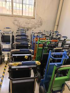 4-पहिया फोल्डेबल प्लेटफॉर्म बेल्ट बेल्ट के साथ स्टील इलेक्ट्रिक सीढ़ी पर्वतारोही ट्रॉली पर्वतारोही ट्रोली - Product Image 6