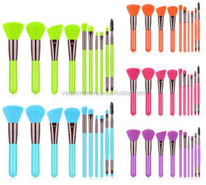 Juego de <span class=keywords><strong>brochas</strong></span> de maquillaje vegano de alta calidad de lujo, 10 piezas, <span class=keywords><strong>brochas</strong></span> rosas <span class=keywords><strong>para</strong></span> rostro, logotipo personalizado utilizado con corrector - Product Image 1