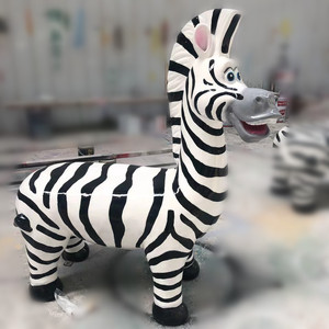 Sièges en fibre de verre en résine, dinosaure, girafe, panda, vache, chaises pour enfants, accessoires de <span class=keywords><strong>location</strong></span> de fêtes, taille réelle - Product Image 3