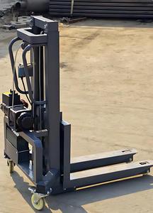 Montacargas Eléctrico de 300 kg, Altura de Elevación de 1.2 m a 1.6 m, Mini Montacargas Ligero y Portátil para Carga y Descarga de Mercancías - Product Image 6