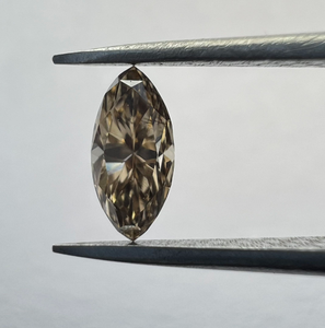 Diamante Suelto de Laboratorio de Diseño, Corte Marquesa Brillante, Excelente Brillo Cautivador, Perforado con Láser, Color K, Moderno, para Compromiso - Product Image 1